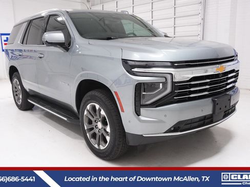 Used 2025 Chevrolet Tahoe LT w/ Comfort Package image 3