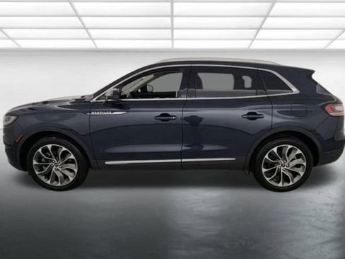 Used 2023 Lincoln Nautilus Reserve w/ Equipment Group 201A image 4