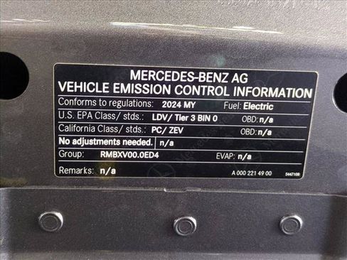 Certified 2024 Mercedes-Benz EQB 250+ image 27