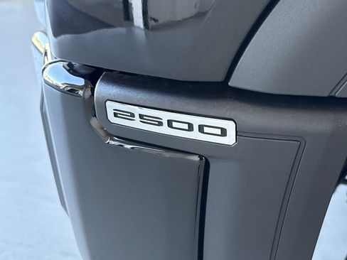 Used 2026 GMC Sierra 2500 AT4 w/ AT4 Premium Plus Package image 4