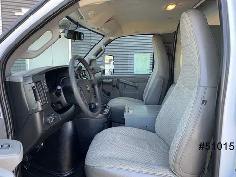 Used 2020 Chevrolet Express 3500 w/ Driver Convenience Package image 23
