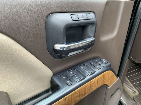 Used 2015 GMC Sierra 2500 SLT image 16