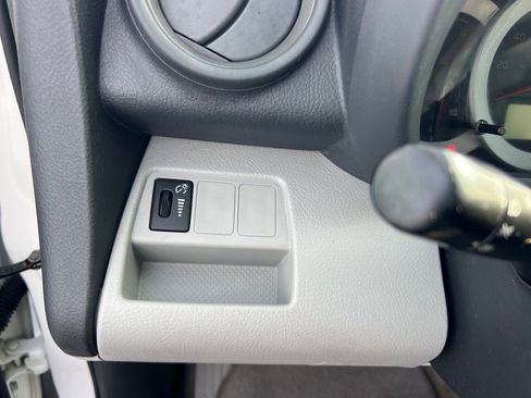 Used 2012 Toyota RAV4 4WD w/ Value Pkg image 25