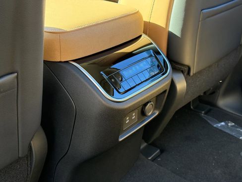 New 2026 INFINITI QX80 Luxe w/ Cargo Package image 23