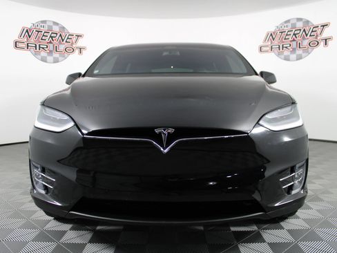 Used 2019 Tesla Model X Performance AWD/4WD image 2