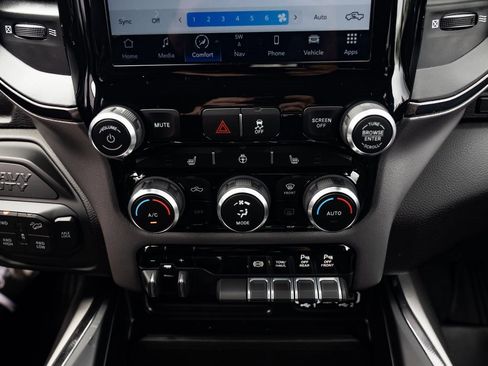 Used 2023 RAM 2500 Rebel image 17