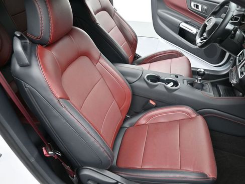 Used 2024 Ford Mustang GT Premium image 12