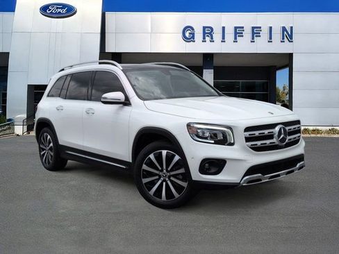 Used 2021 Mercedes-Benz GLB 250 image 1