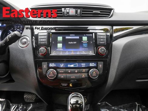 Used 2022 Nissan Rogue Sport SL w/ Premium Package AWD/4WD image 12