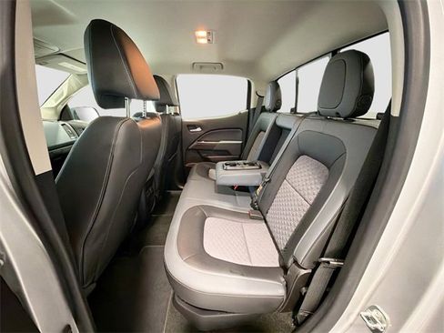 Used 2017 Chevrolet Colorado Z71 image 20