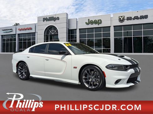 Used 2023 Dodge Charger Scat Pack w/ Navigation & Travel Group RWD image 1