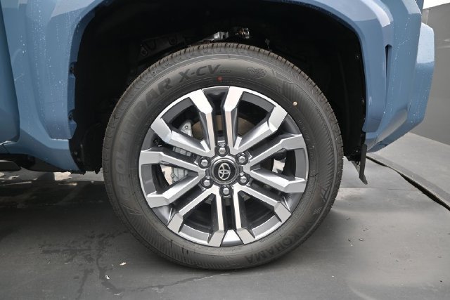 New 2026 Toyota 4Runner Limited AWD/4WD image 17