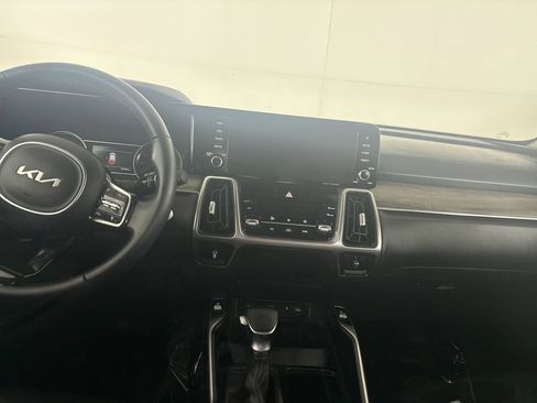 Used 2023 Kia Sorento X-Line EX image 22