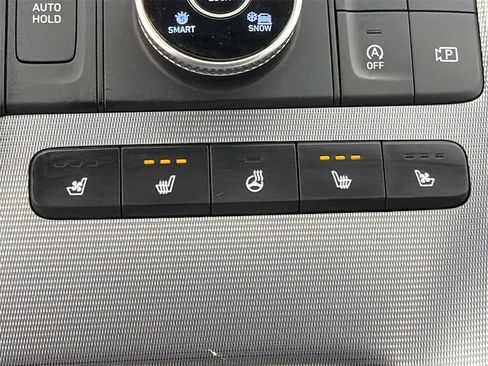 Used 2023 Hyundai Palisade Calligraphy w/ Winter Package image 31