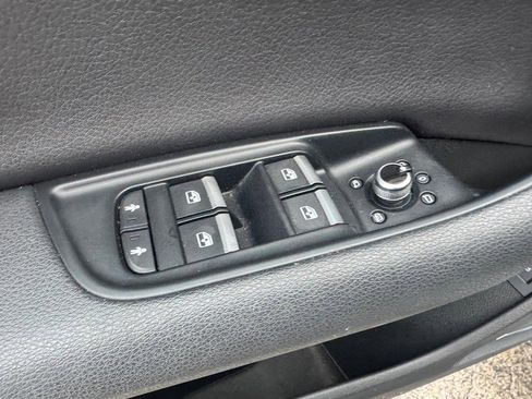 Used 2018 Audi Q7 3.0T Premium Plus w/ Premium Plus Package image 17