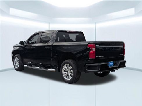 New 2026 Chevrolet Silverado 1500 Custom image 2