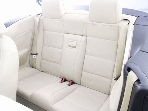 Used 2010 Volkswagen Eos Komfort image 15