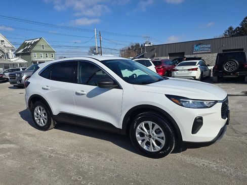 Used 2023 Ford Escape Active image 5