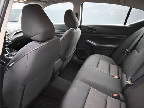 Used 2025 Nissan Altima 2.5 SV image 23