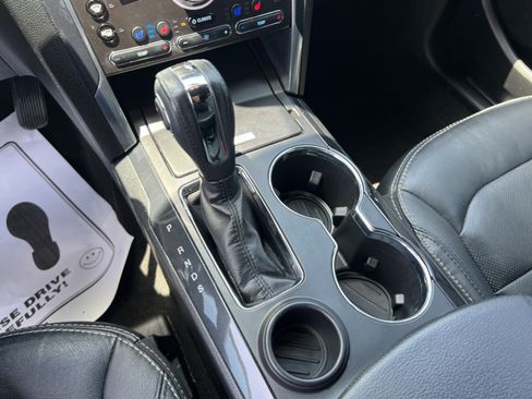 Used 2018 Ford Explorer Limited FWD image 17