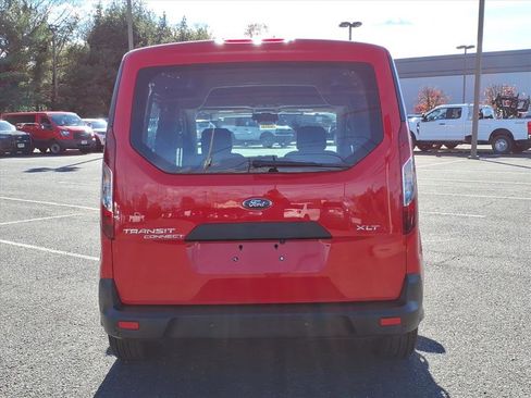 Used 2022 Ford Transit Connect XLT image 6