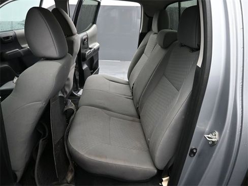 Used 2021 Toyota Tacoma SR image 10