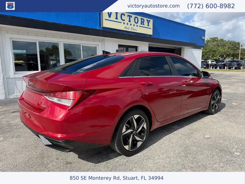 Used 2023 Hyundai Elantra Limited FWD image 3