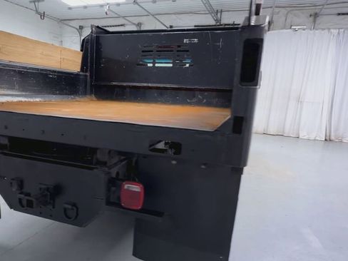 Used 2017 GMC Sierra 3500 4x4 Regular Cab w/ Sierra Convenience Package image 8