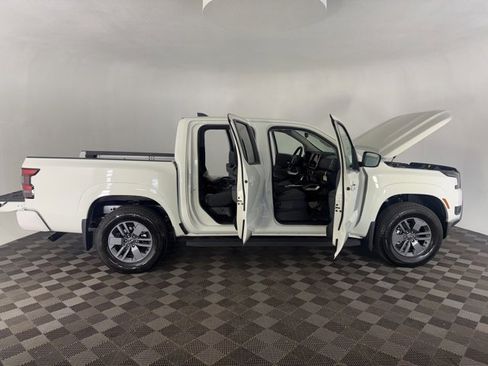 New 2026 Nissan Frontier SV w/ SV Convenience Package image 12