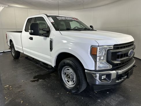 Used 2020 Ford F250 XL image 3