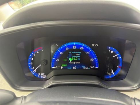 Used 2022 Toyota Corolla LE FWD image 15