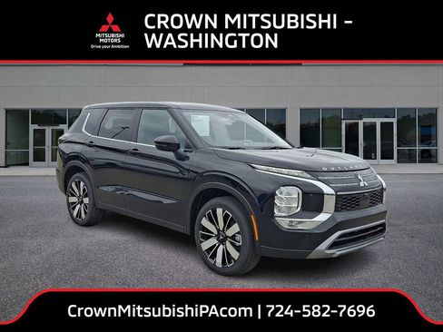 New 2026 Mitsubishi Outlander SE image 1