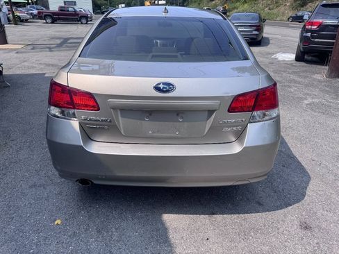 Used 2014 Subaru Legacy 2.5i Premium AWD/4WD image 6