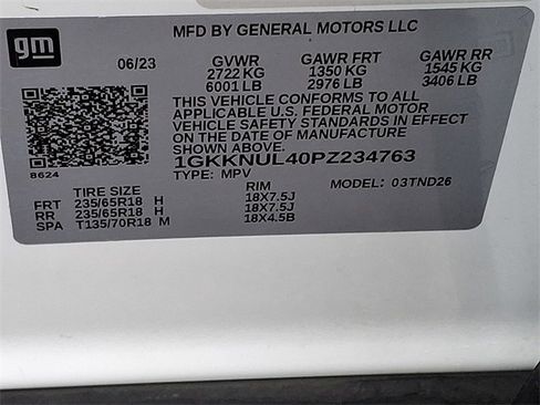 Used 2023 GMC Acadia SLT image 24