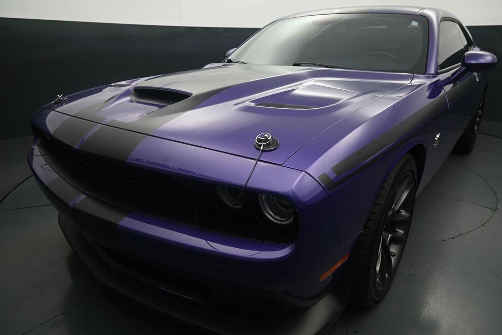 Used 2023 Dodge Challenger R/T Scat Pack RWD image 9