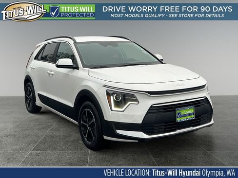 Used 2023 Kia Niro EX image 1