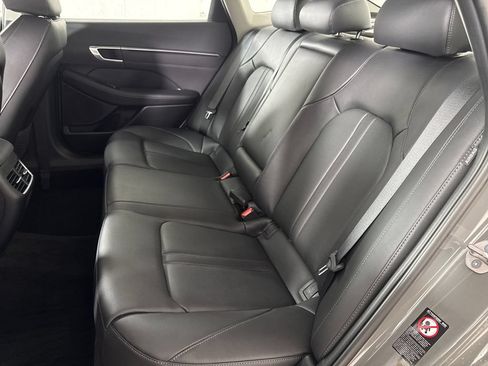 Certified 2023 Hyundai Sonata Limited w/ Cargo Package FWD image 15