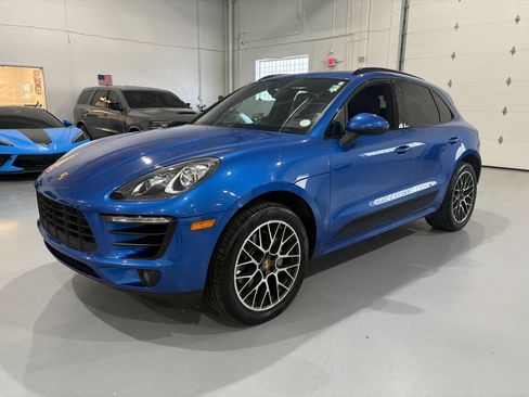 Used 2017 Porsche Macan S AWD/4WD image 3