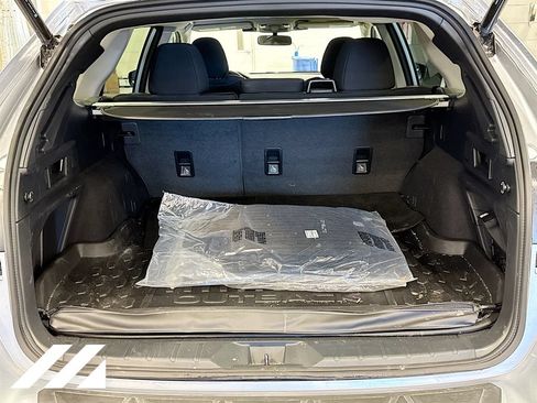 Used 2025 Subaru Outback Premium AWD/4WD image 26