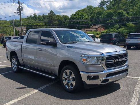 Certified 2022 RAM 1500 Big Horn AWD/4WD image 3