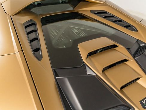 Used 2023 Lamborghini Huracan Tecnica image 20