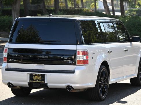 Used 2016 Ford Flex Limited w/ Equipment Group 301A FWD image 7
