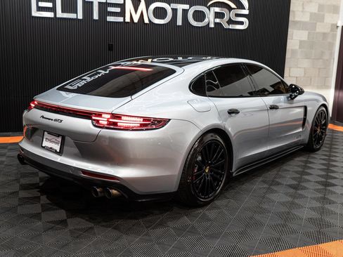 Used 2019 Porsche Panamera GTS w/ Premium Package Plus AWD/4WD image 10