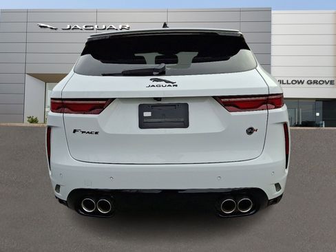 Used 2022 Jaguar F-PACE SVR image 7
