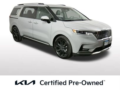 Used 2023 Kia Carnival SX