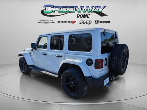 Used 2023 Jeep Wrangler Sahara w/ Cold Weather Group image 5