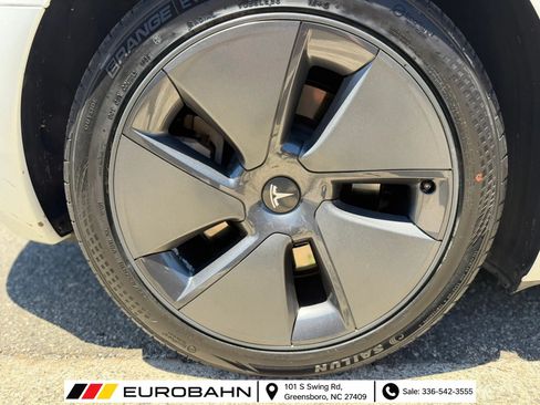 Used 2023 Tesla Model 3 Standard Range RWD image 23