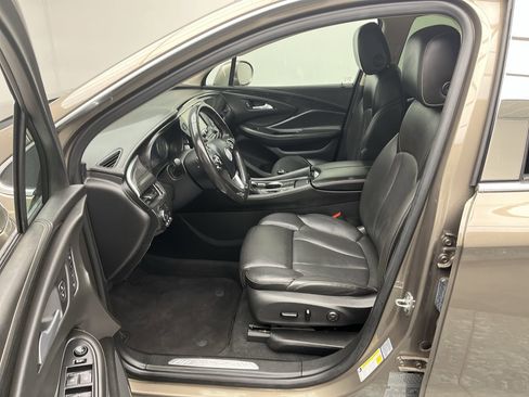 Used 2017 Buick Envision Premium w/ Driver Confidence Package image 3