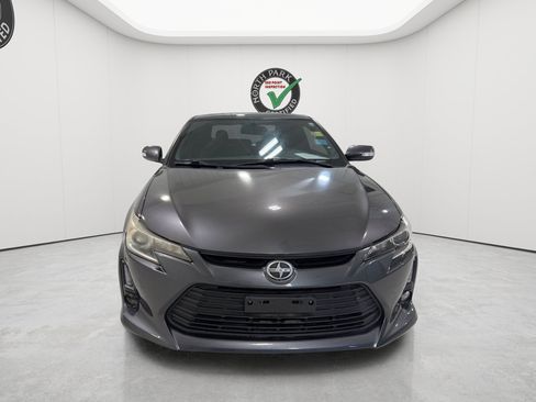 Used 2015 Scion tC FWD image 8