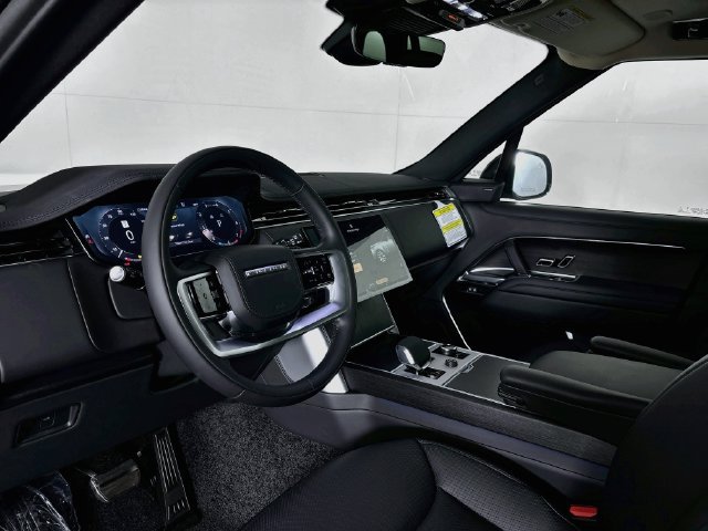New 2027 Land Rover Range Rover Long Wheelbase SE AWD/4WD image 8